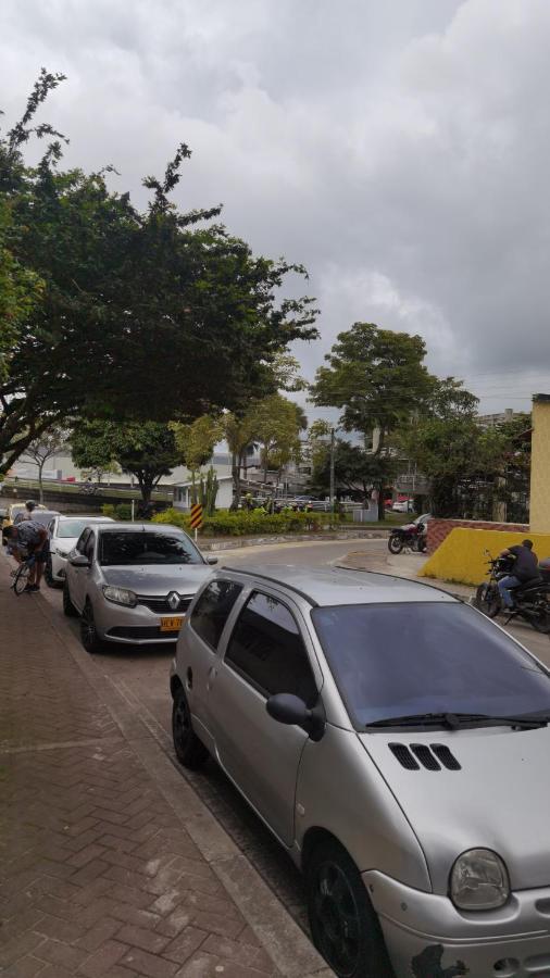 Edificio Niza80 Ibague, Acceso Digital Cerca Parque Deportivo 호텔 외부 사진
